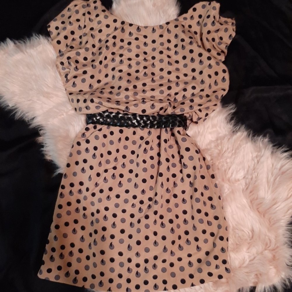 City Triangles Dress - 🛒 Bundle Deal - 3 Listings for $18 - Picture 2 of 7